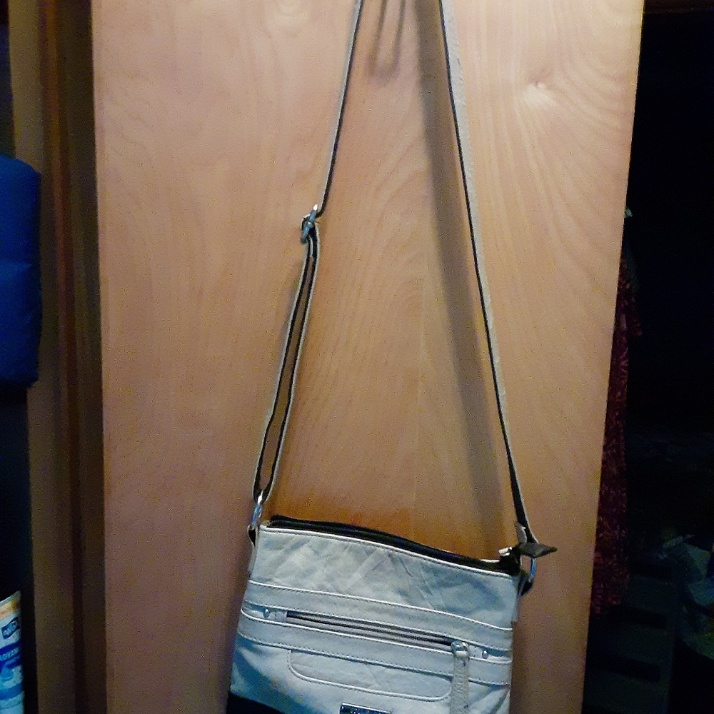 Purses - Picture 8 of 10